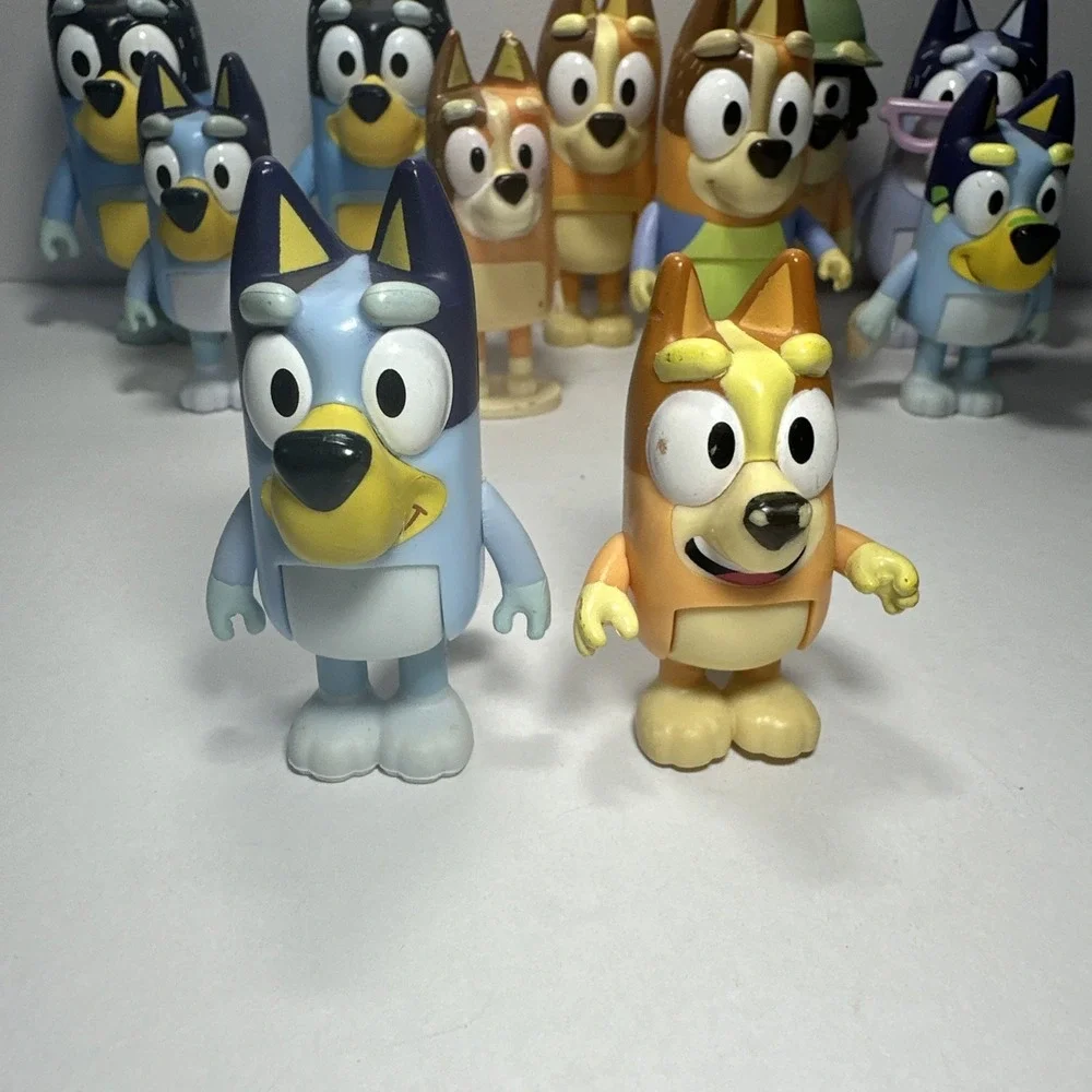 Bluey and Friends Family Figures Toys Lot of 16 Figures